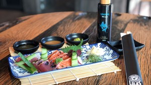Lola's Funky Sushi & Flamed Burgers